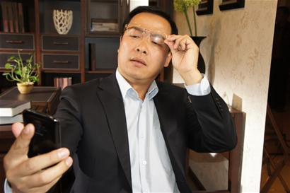 戴傳統老花鏡看遠一片模糊，老花鏡怎么配？